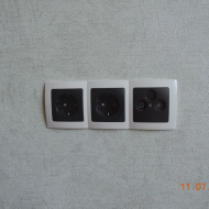 Установка розетки телевизионной TV, с заземлением