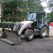 Экскаваторы-погрузчики  Китай  Колесная (гусеничная) база, мм 2130; Вместимость ковша, куб. м. 1,2/0,083-0,312; Глубина копания, мм 123/4438-5782; Габаритные размеры, мм 7338x2311x3762; Общий вес, кг 8177  шт.  21315000  Доставка платная    Цена указана в тенге по курсу Нацбанка РК.  Подъёмно-транспортная техника AMADAS ТОО