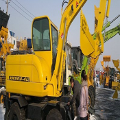 Экскаватор  Китай  Масса 7000 кг   Емкость ковша 0.45 куб. см   Номинальная мощность двигателя 51л/с 2300 об/мин   Производительность насоса 2Х63 л/мин   Глубина копания 3500мм Объем топливного бака 80л  4672000  шт.  Доставка платная    Под заказ, 10 дней.  Техника для дорожных и земляных работ СПЕЦТЕХНИКА ТОО