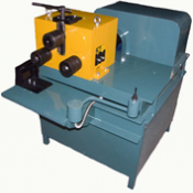 Универсальный кузнечно-гибочный блок
 Предназначен для изготовления основных элементов художественной ковки с помощью сменной оснастки.  Универсальный кузнечно гибочный  Станки металлообрабатывающие  280000  Доставка платная  договорная  шт  Россия  Станки, прессы Декор АО