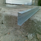 Потолочная направляющая UD27-28. 28 мм длина основной полки, 27 мм длина боковых полок и длина самого хлыста 3000 мм.
г. Караганда.  200  Доставка платная  1000  шт  Казахстан  28х27  Профиль направляющий потолочный  Профиль в ассортименте \