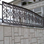 В настоящее время кованые изделия пользуются большой популярностью. Кованые декоративные элементы широко применяются для украшения интерьеров и экстерьеров загородных домов.  Под заказ  Ограды  15000  Самовывоз    цена договорная  пог. м.  Садовые архитектурные формы, скульптуры, фигурки Рустам ЧЛ