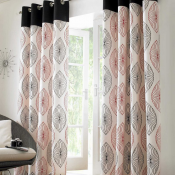 Интерьер является продолжением Вашей индивидуальности, он не только должен отвечать всем технологическим требованием, но и гармонировать с Вашими вкусами, привычками и быть комфортным для Вас.  Салон штор  Мы предлогам самый широкий спектр услуг по декодированию окон, от консультации и замера до изготовления штор и жалюзи по индивидуальному проекту.  Бесплатный выезд  Шторы, тюль продажа и пошив сеть салонов \