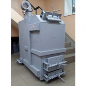 Котёл отопительный КО-60 рекомендуемый на площадь 200-400 м2 одноразовая загрузка угля 250-260 кг. 24-25 десяти литровых ведер при фракции угля 10-50 мм. Котёл выполнен с 5мм. стали внутри и снаружи, а так же стянут продольно и поперечно стяжками Ø 20мм,  Котел КО-60  Казахстан  450000  договорная    шт  от 200000 до 500000 тенге  Котлы на угле МЕХАНИК ТОО