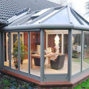 Ширина 95, высота 140, стоит 28600, 2х камерный стеклопакет,  Металлопластиковые витражи  28600  Доставка входит в цену    Цена минимальная  шт  \