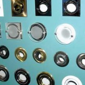 Точечные светильники от 1200 до 10000.  Точечные  Светильники  Италия, Китай  1200  Самовывоз    шт  1  КАРРЕ НОЙР ИП