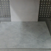 Плитка настенная 20*30 «Каррара» свело-серая 1000 тг Плитка напольная 33*33 «Каррара» серая 1200 \