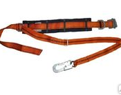 ля удержания от падения с высоты, позиционирования, ограничения и безопасного перемещения на высоте.

Система состоит из привязи (ремня с пряжкой, кушака и двух D-колец) и стропа (металлической цепи и монтажного карабина).  Удерживающая система УС 1 А  Казахстан  3685  шт  ВАРАВА О.В. ИП