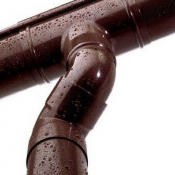 Универсальная система водостоков Plastmo Polska широко применяется как при малоэтажном строительстве, так и при строительстве многоэтажных зданий.  Круглое сечение  Водосточные системы  2850  Доставка платная    шт  Казахстан  Кровельный центр \