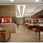 Natural Life - это комплексный облицовочный проект, включающий две коллекции напольных и настенных плиток. В одной оживает все очарование обработанного вручную дерева, в другой – эксклюзивные оттенки Раполанского травертина.  Единственный официальный дистрибьютор ЗАО \