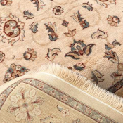 Чистка ковров  Чистка ковров.  720  Выезд специалиста бесплатно, цена минимальной работы от 720 тг за кв.м.  Гарантия  Химчистка.  720  CRYSTAL ТОО