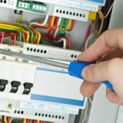 Горбунов Павел Вячеславович  весь комплекс электромонтажных и ремонтных работ, монтаж и ремонт щитков/автоматов/электросчетчиков, ремонт/перенос/установка розеток и выключателей, ремонт и монтаж осветительных приборов, установка и подключение бытовой электротехники, аварийный вызов    Strong Company One ТОО