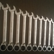 Размер от 8 до 19мм.  Рожково-накидные ключи с трещетками  25000  шт  Stanley  Прочее ЧЛ ЧЛ