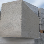 Газоблок отличного качества в любом количестве 600* 300*  200мм
На заказ  возможно изготовление блока шириной 100мм 300мм 400мм 500мм и больше  Газоблок Газобетон 11750 тенге за 1м3  11750  Доставка платная    м3  Eco Plenet ТОО