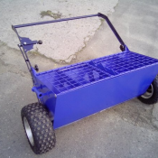 Технические  характеристики
Техническая характеристика изделия
Вес тележки с пустым бункером -         46кг.
Объём бункера -                                         150л.
Допустимый вес загружаемой смеси -  100кг.
Рабочее давление в колесах -  тележка для топпинга  56000  шт  Прочее Вертикаль OOO