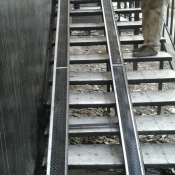 	Выполняются из металла
	Идеальный вариант для объектов, не допускающих капитальной реконструкции
	Монтируются в течение 1-3 дней.
	Не требуют дорогостоящего обслуживания в отличие от лифтов и подъемников    85000  Доставка платная    кг  Пандус, пандус откидной  Казахстан  Подъёмно-транспортная техника Novoprom ТОО