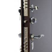 1) Отделка: Порошково-полимерное покрытие с предварительным фосфатированием
«Антик медь»
2) Утеплитель: Жесткий вспененный пенополиуретан
3) Уплотнитель: 2 резиновых изоляционных контура
4) Размеры: 870*2050 мм (970*2050 мм)
5) 2 замка сейфового типа  870*2050 мм (970*2050 мм)  Аргус 11  75000    шт  Россия  Бесплатно  Home service ИП