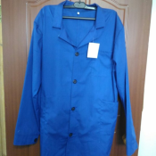 Халат:
- 3 накладных кармана
- на пуговицах
Так же шьем любые костюмы по доступным ценам на заказ.
По вопросам сотрудничества + 77015381550 Юлия  Верхняя одежда  Казахстан  4000  1шт  Спецодежда, средства индивидуальной защиты (СИЗ) ПрофСнаб2050