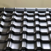 Модульная металлочерепица Venecja обладает идеальной геометрической формой. Из всех доступных на рынке видов металлочерепицы Venecja наиболее похожа на керамическую. Она представлена палитрой из 5 цветов.    Модульная металлочерепица Венеция  4500  м2  Прочее Das erste Haus ТОО