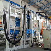 Стационарная машина по производству блоков, брусчатки Sumab R-400  Производительность (за 8 ч. / 100%):
Пустотелые блоки: 6 912 шт. (20х20х40 см).
Брусчатка: 550-640 м2 (10х20х6 см).
Размеры поддона: 1200-1260 x 550 мм.
Маx производственная площадь вибропресса: 1100-1150 x 500 мм.  10000  шт  Прочее Scandinavian & UK Machines  АО