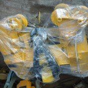 Лебедки  Тип / марка: ТЭ 100 511
Грузоподъёмность: 1т
Высота подъема: 6 метров
Исполнение: общепромышленное
Температурный режим: -20 - +40
Питающее напряжение: 380 В
Тормоз на подъем/передвижение: Нет
Полиспаст: 2/1
Группа режима работы ГОСТ 25835: 3М  Таль(тельфер) электрический Россия г/п-1тн,Н-6/9/12/18м  450000  Доставка платная  Доставка во все регионы Казахстана и по городу Алматы бесплатно  шт  Россия  Лебёдки, тали, блоки, полиспаты, тельферы, траверсы АРТ СТРОЙ СЕРВИС ПЛЮС ТОО