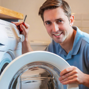 Ремонт  Ремонт стиральных машин автомат.  Запчасти в наличии и на заказ. Выезд мастера на дом.
Пенсионерам скидки!!!  500  1  Выезд платный  стиральных машие  тоо сервис  ИП