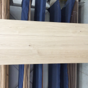 Паркетная доска  Паркетная доска производства Италия , в черновом варианте имеется три вида размеров 2350-24,2- 16 , 2350-19,2-16 , 2350-15,2-16 , трехслойная , дуб 4мм. Так же есть три сорта породы дерева. Так же в продаже все расходные материалы для паркета .  2350-24,2-16  19000  м2  Dosa Group ТОО