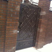 Кованые ворота, решетки, ограждения, навесы, качели, лавочки, конструкции в лофт стиле и многое другое  Художественная КОВКА. Кованые ворота, решетки, ограждения, навесы, качели, лавочки, конструкции в лофт стиле и многое другое  10000  Доставка платная    шт.  Металлические, железные ворота magistr-rk@mail.ru