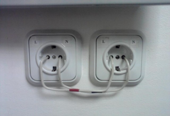 Электрики, такие электрики....