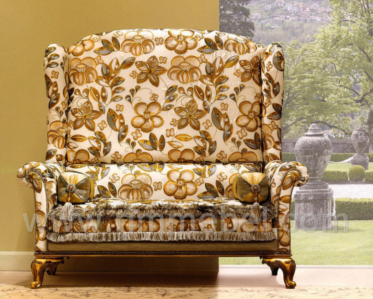 Мягкая мебель от фабрики BRUNO ZAMPA: большое кресло в классическом стиле