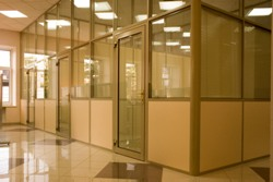 Перегородки из алюминиевого профиля