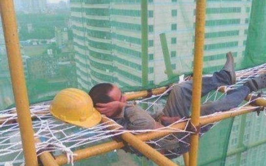 После сытного обеда...